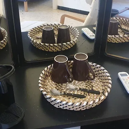 Hébergement de vacances Maison Cosy Intra-muros, Clim, Parking, Extérieur Aigues-Mortes
