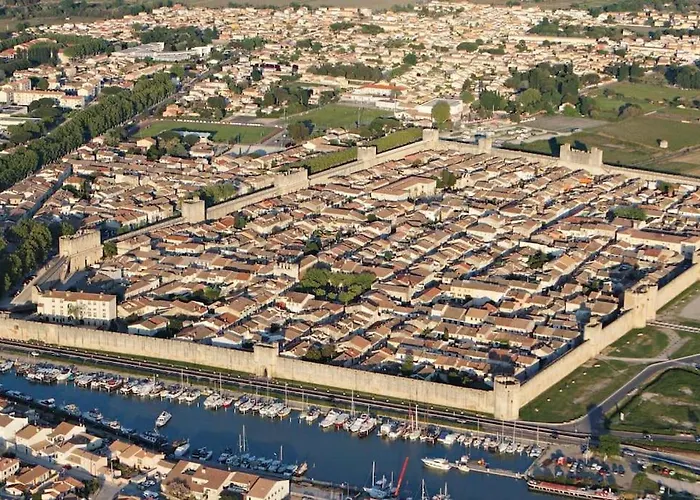 Σπίτι διακοπών Maison Cosy Intra-muros, Clim, Parking, Exterieur